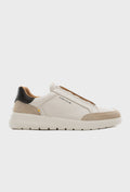 Moderne Slip-on-Sneaker mit Wildledereinsätzen