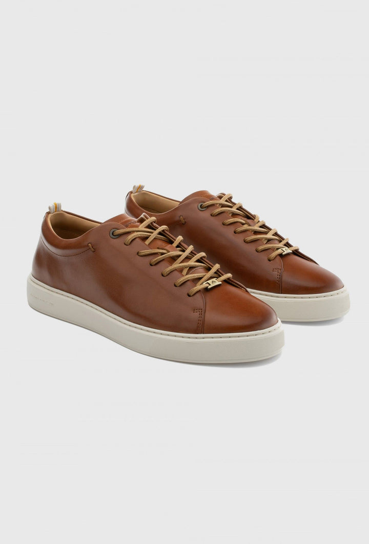 Klassische Herren-Ledersneaker in Cognac