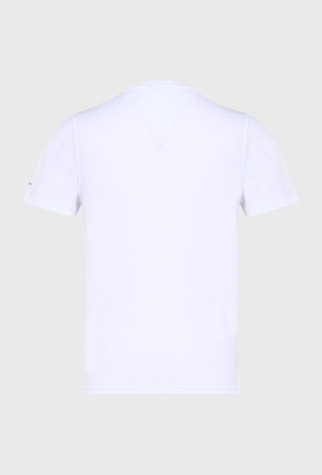Classic t-shirt in white color with yachting print
