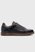 Schwarze Ambitious Sneaker mit markanter Struktur