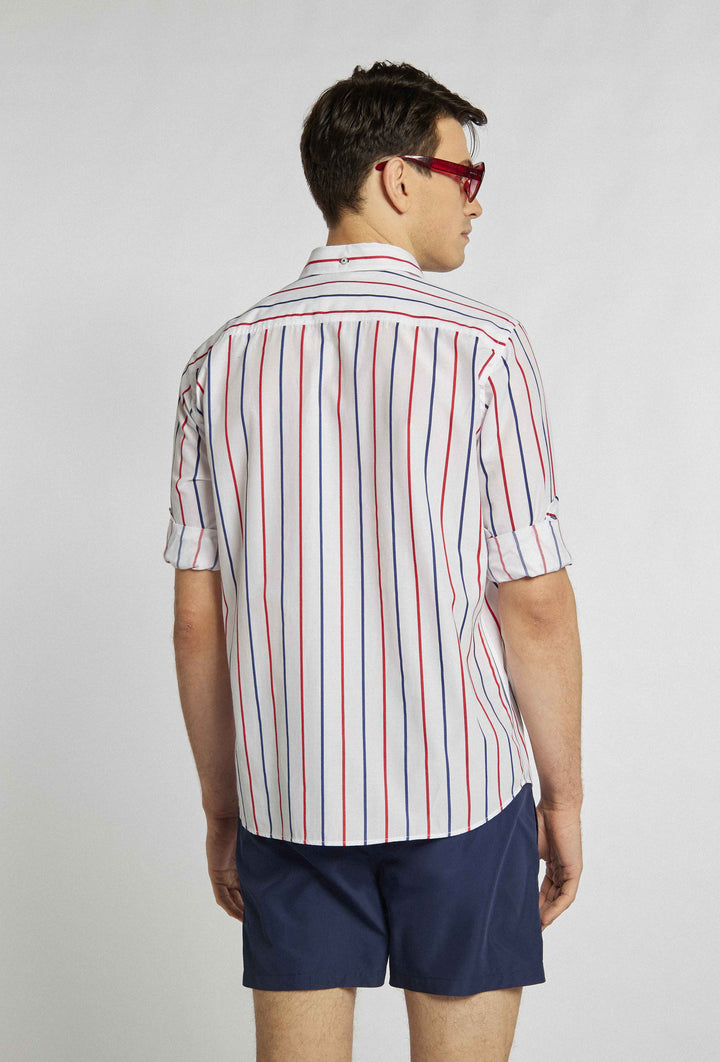 Chemise élégante à la coupe classique à rayures bleues et rouges