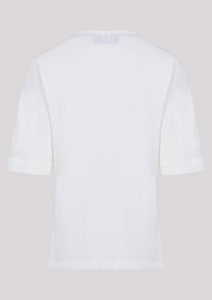 Blouse in ecru color with 3/4 length sleeves