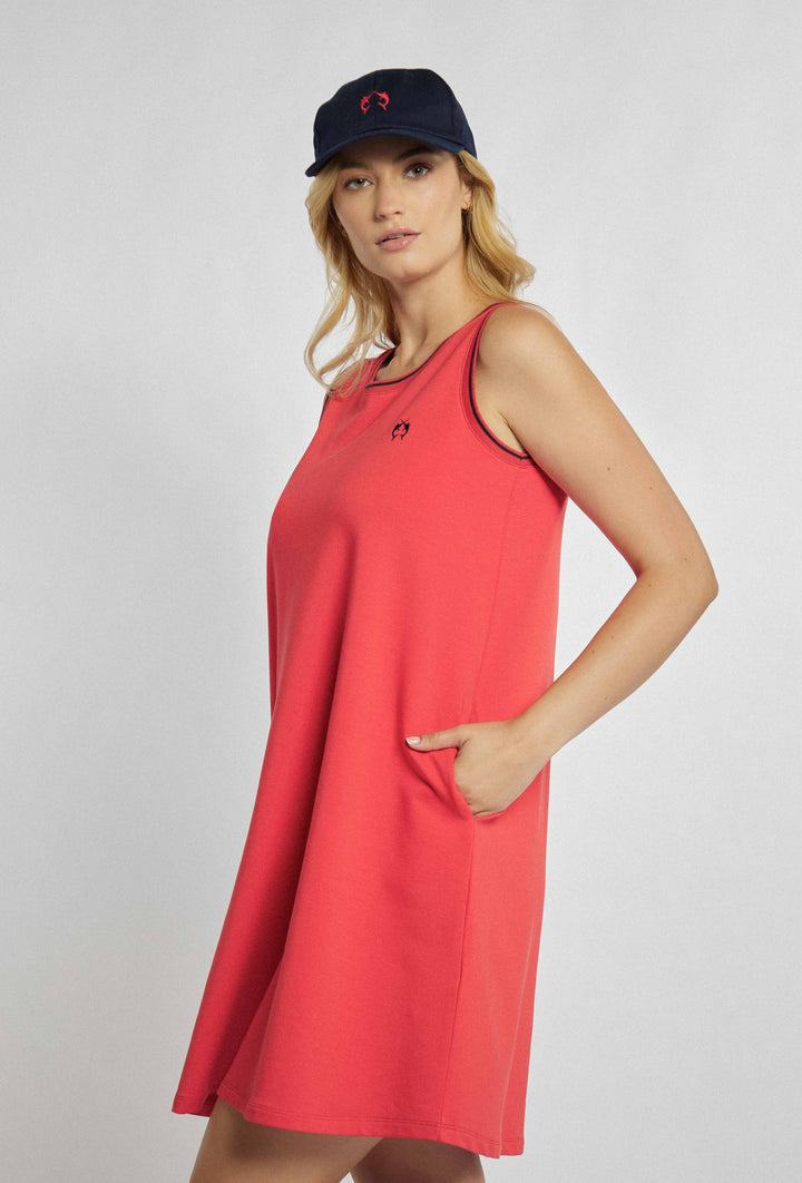 Mini dress with wide straps in red color