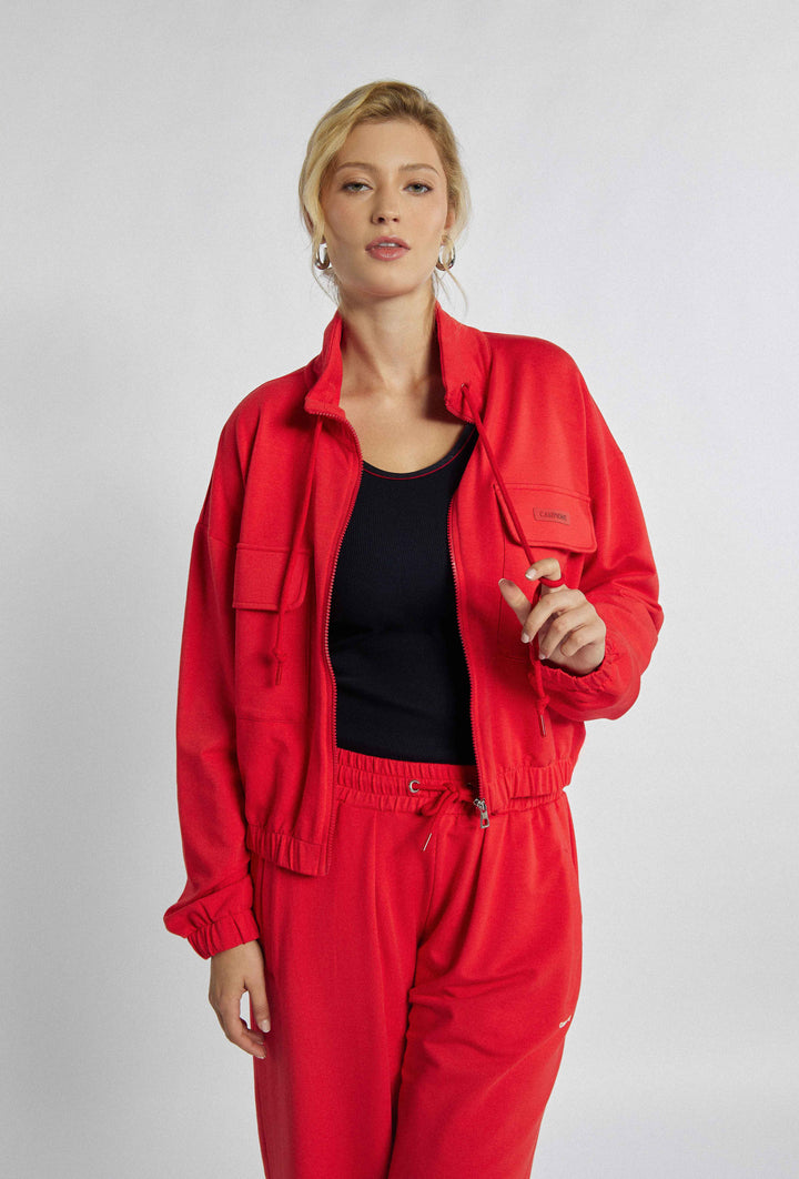 Rotes aufgeknöpftes Sweatshirt mit Taschen und gerippten Bündchen