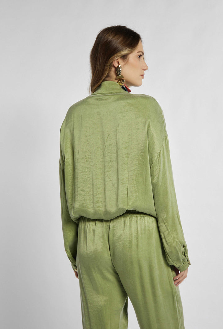 Luftiges aufgeknöpftes Sweatshirt in Grün