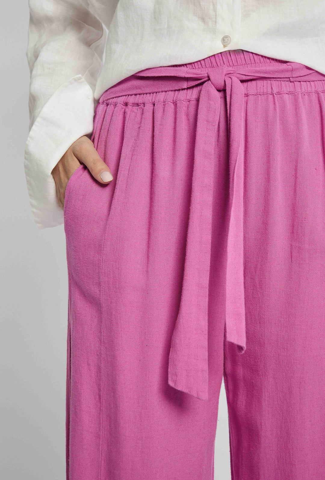 Leinenhose mit weitem Bein in Rosa