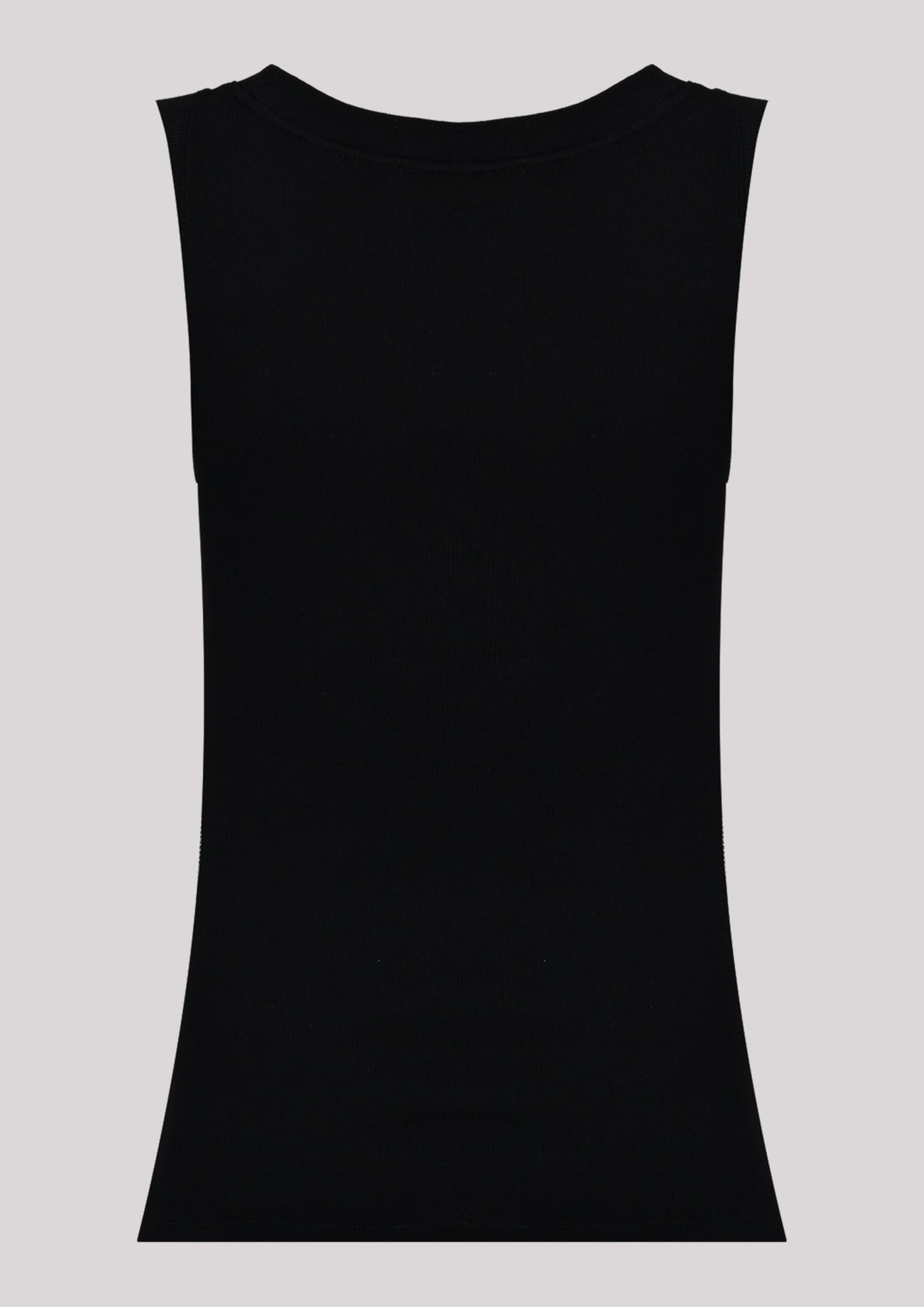 Matching top in black color with wide straps