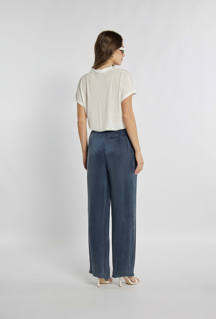 Hose in Marineblau mit geradem Bein