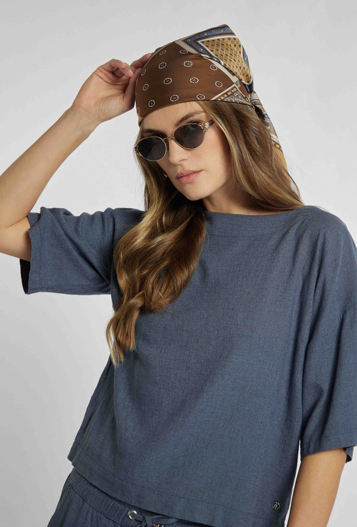 BASIC blouse with short sleeves in navy blue color