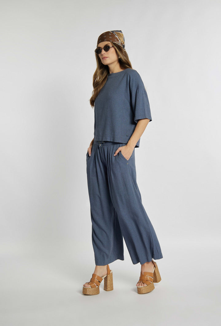 BASIC blouse with short sleeves in navy blue color