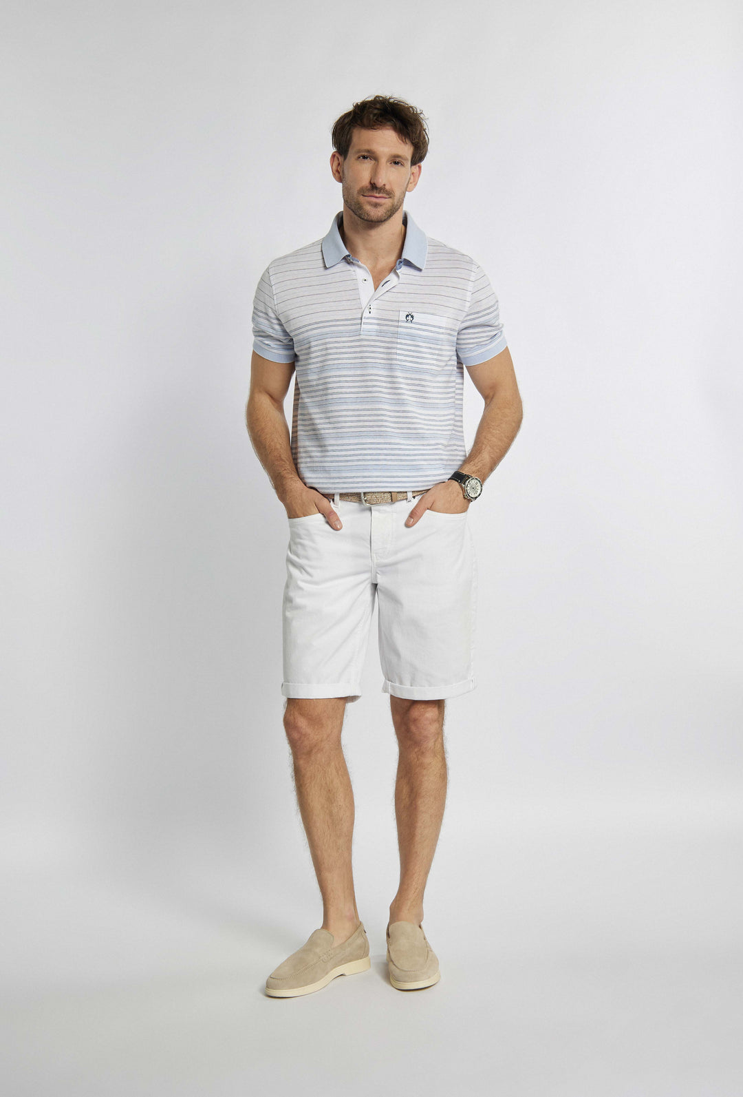 Weiße Bermudashorts mit klassischem Schnitt