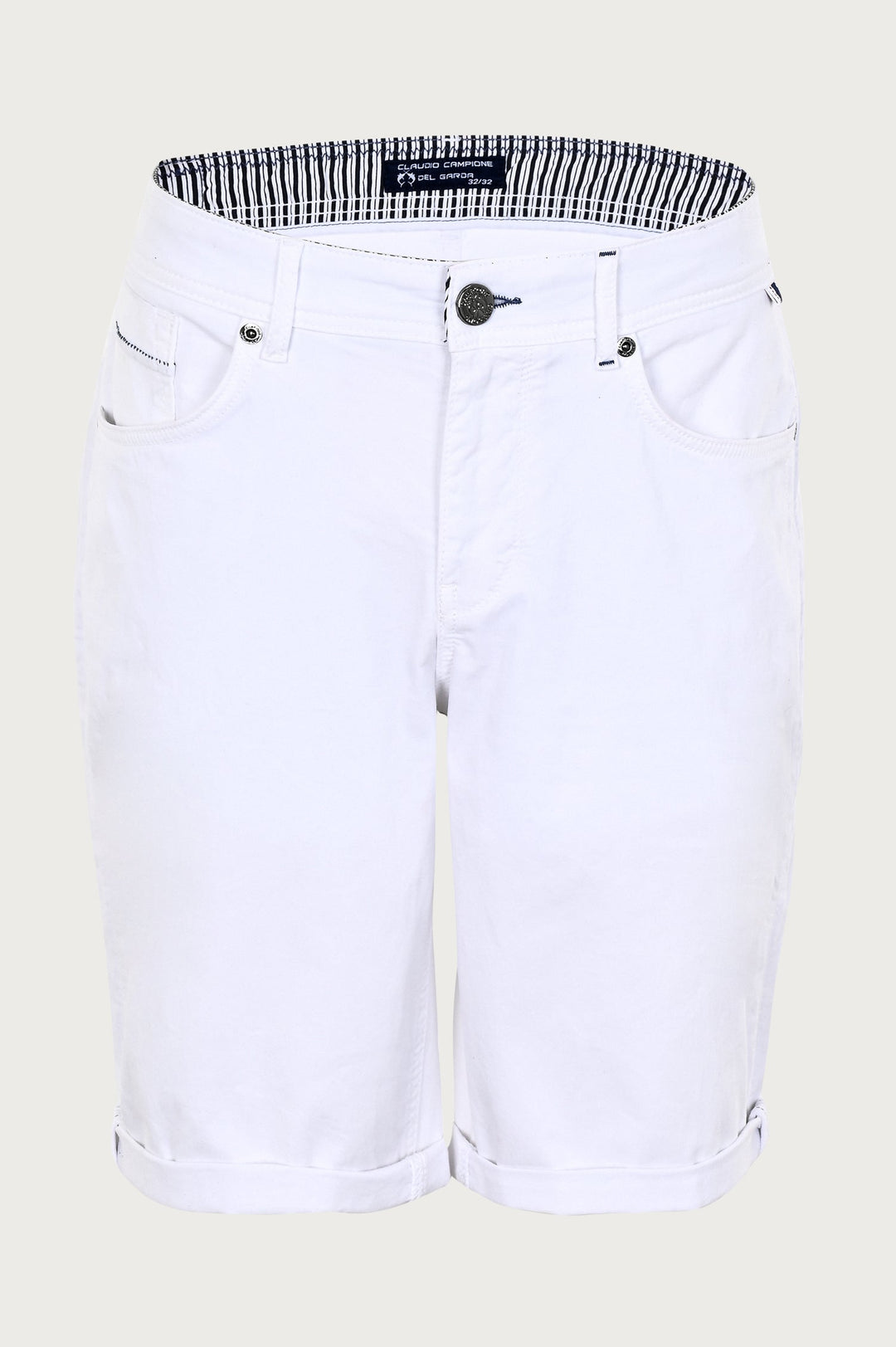 Weiße Bermudashorts mit klassischem Schnitt