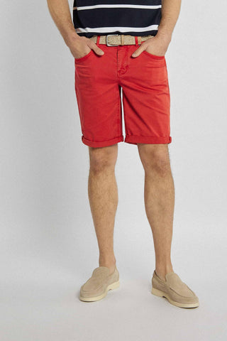 Rode bermudashorts met klassieke snit