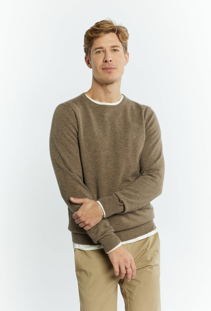 Kaschmirpullover in klassischer Form