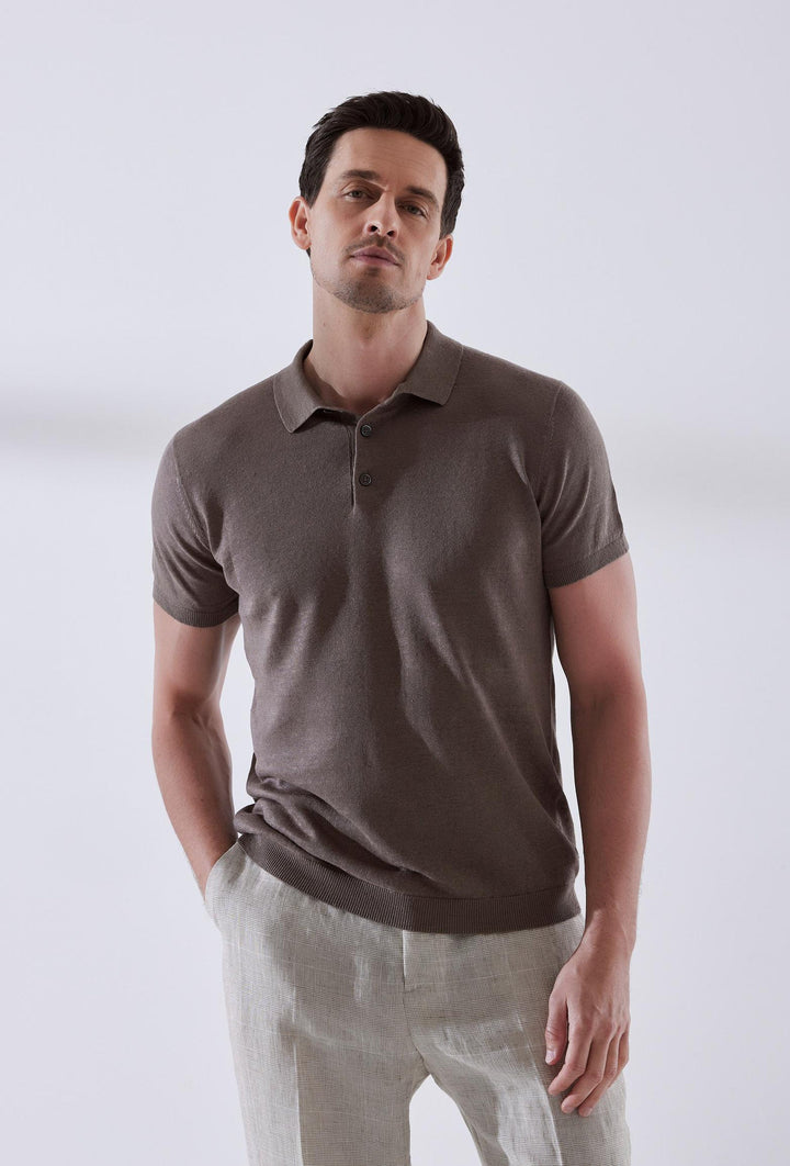 Linen Polo Shirt in Brown