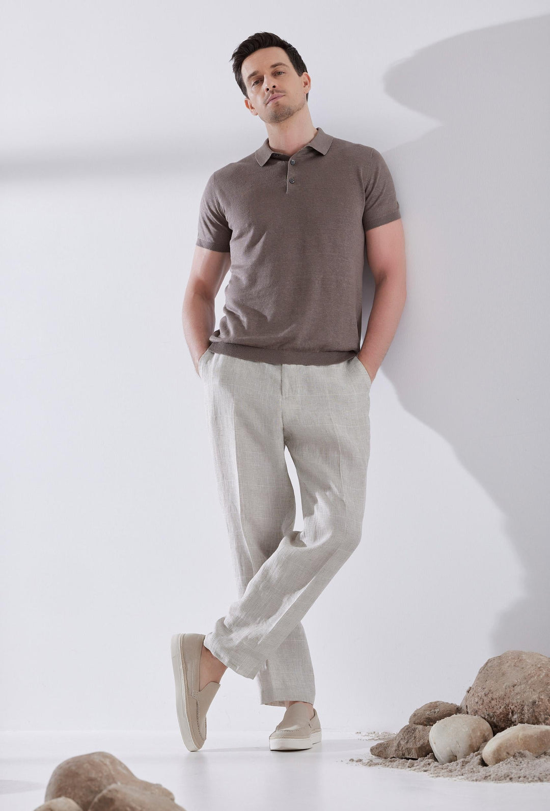 Linen Polo Shirt in Brown