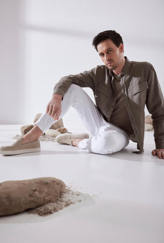 Classic linen shirt in solid brown color