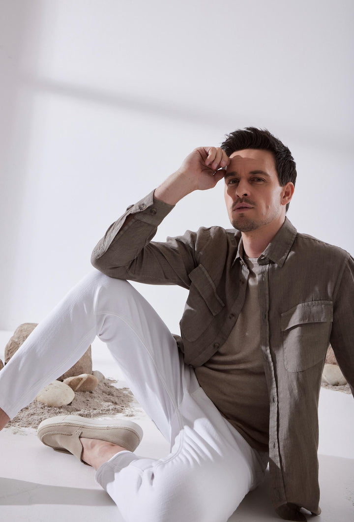 Classic Linen Shirt in Plain Brown