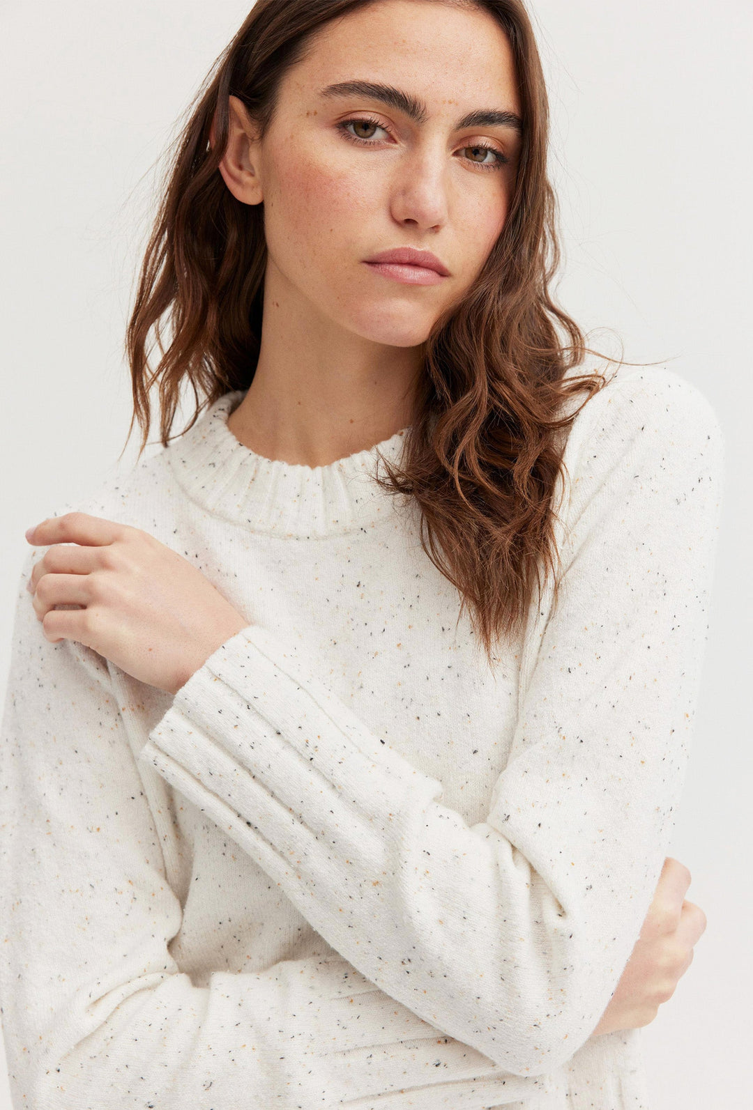 Pullover in Ecru mit dezenter Melange-Optik
