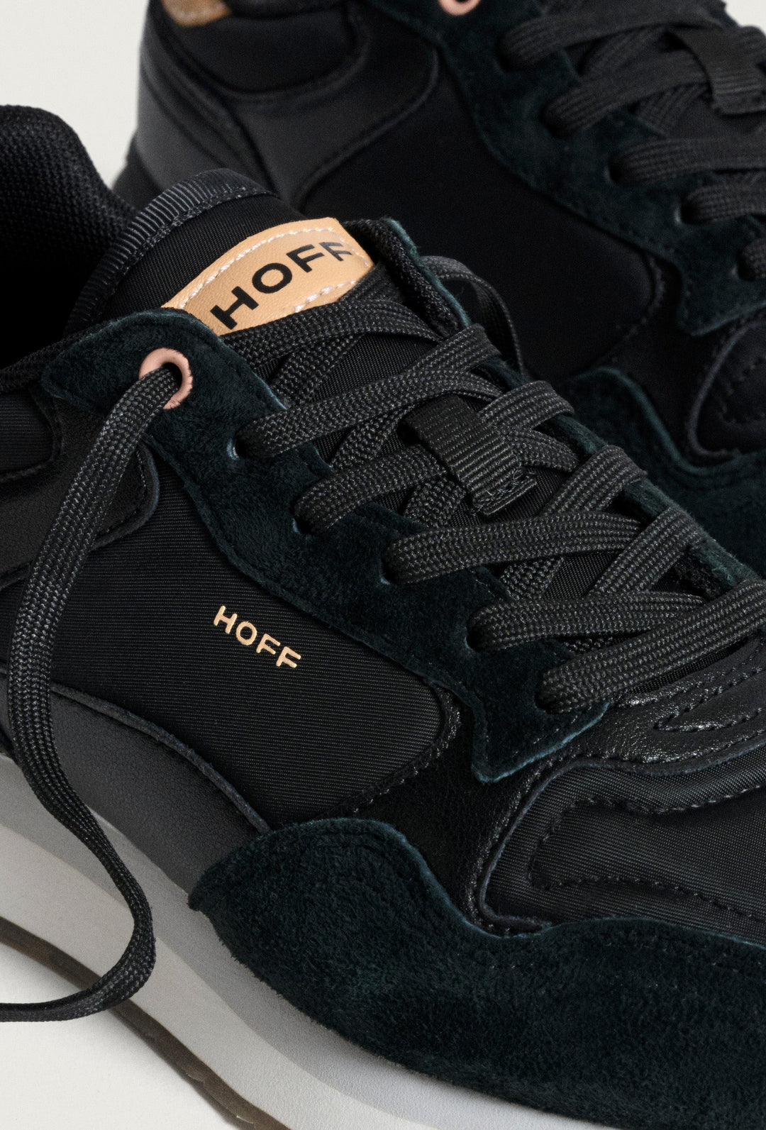 HOFF High-Top Sneaker in Schwarz mit Gummisohle
