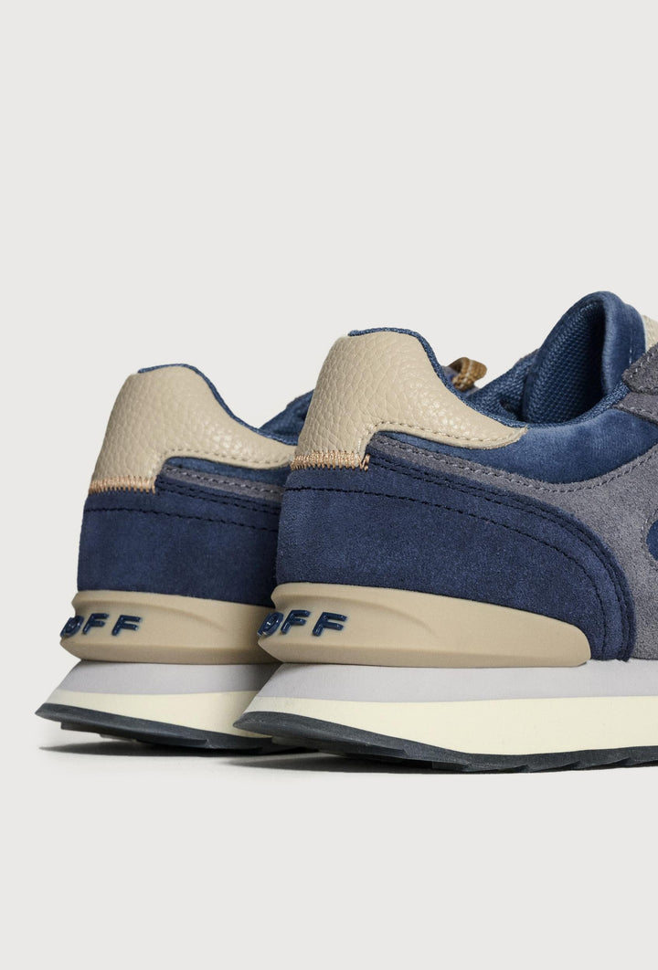 Blau-graue Sneaker mit beigen Einsätzen