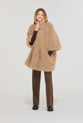 Beige Ponchojacke in Felloptik