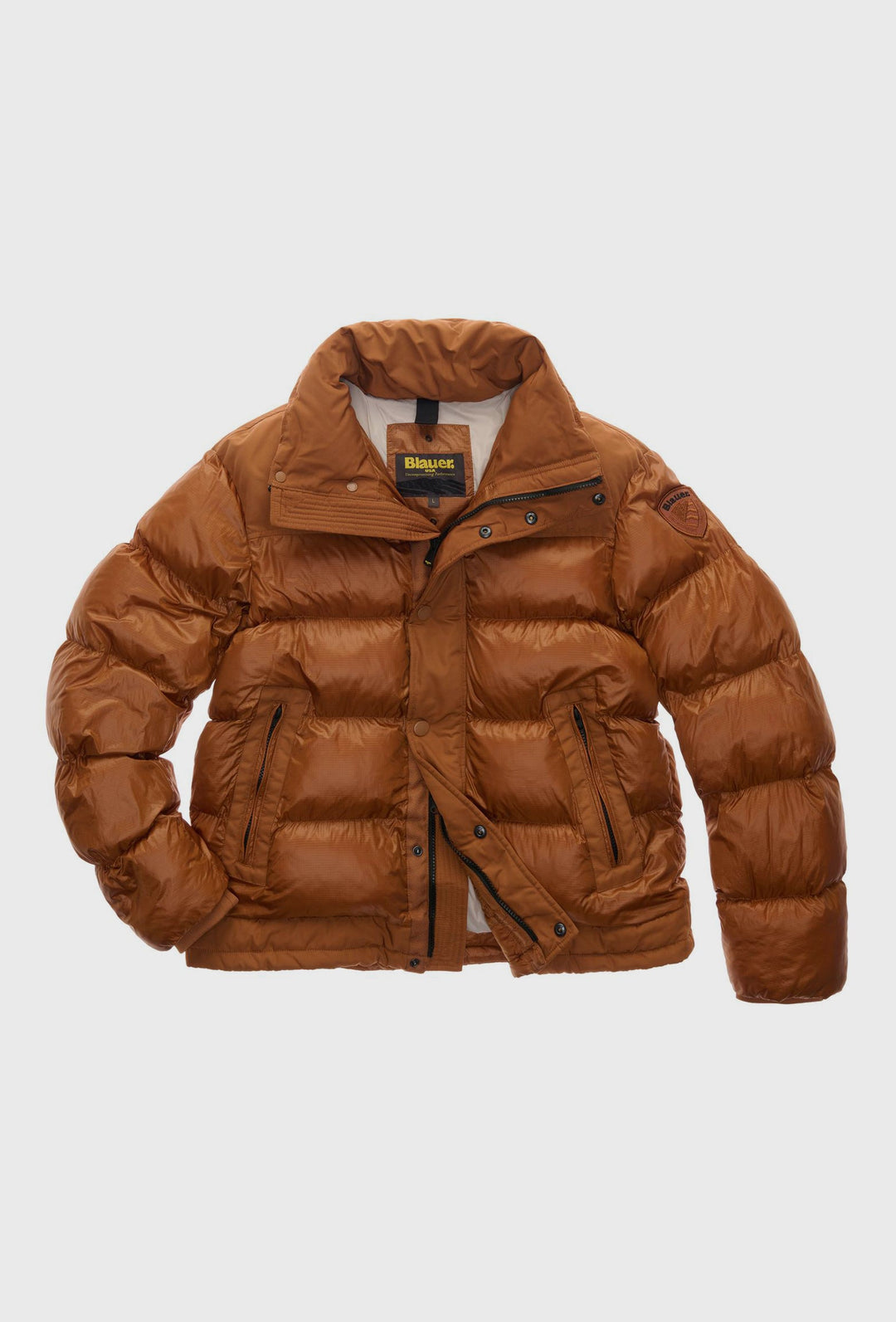 Braune Steppjacke mit Seitentaschen