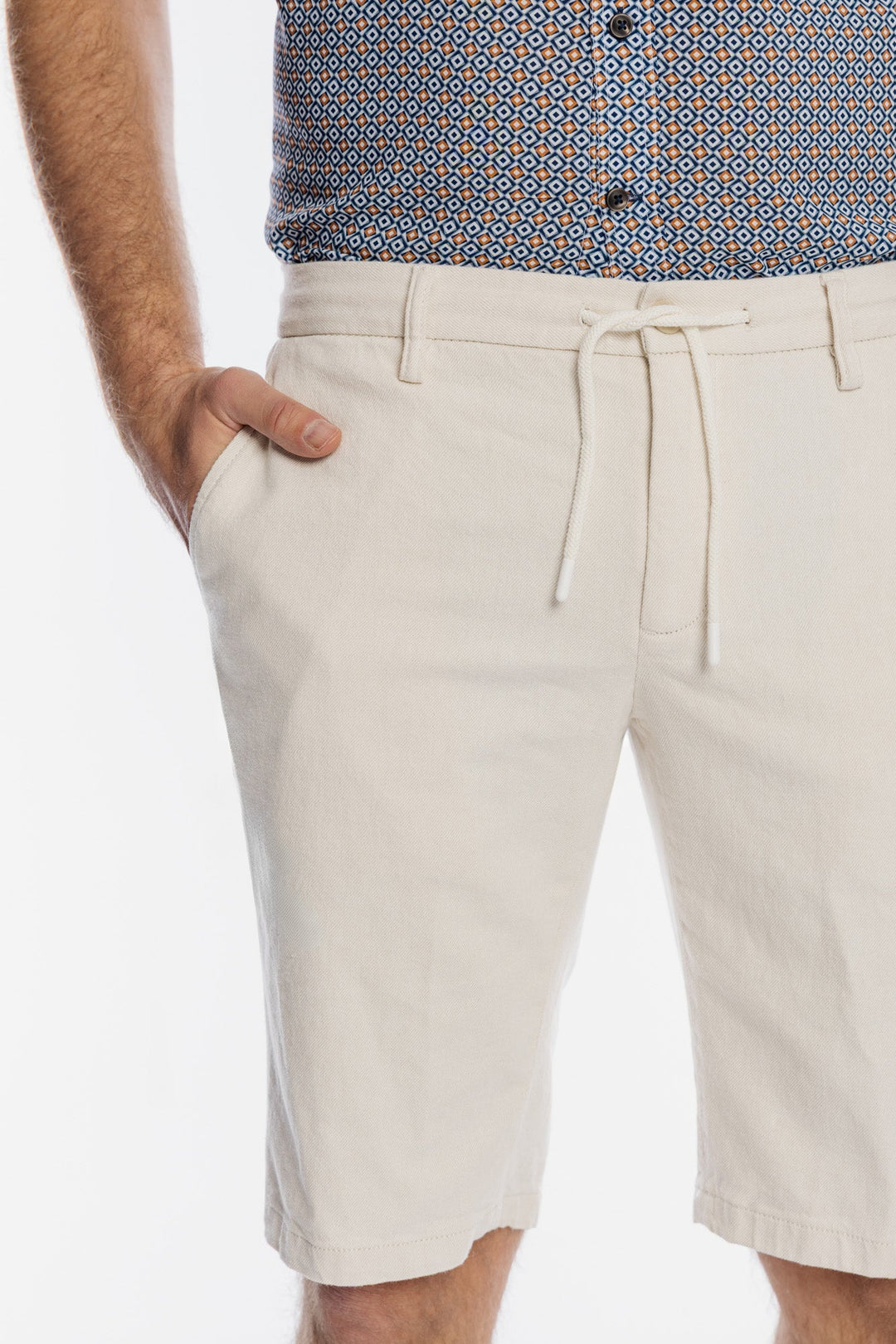 Alberto Beige Linen Bermuda Shorts with Drawstring
