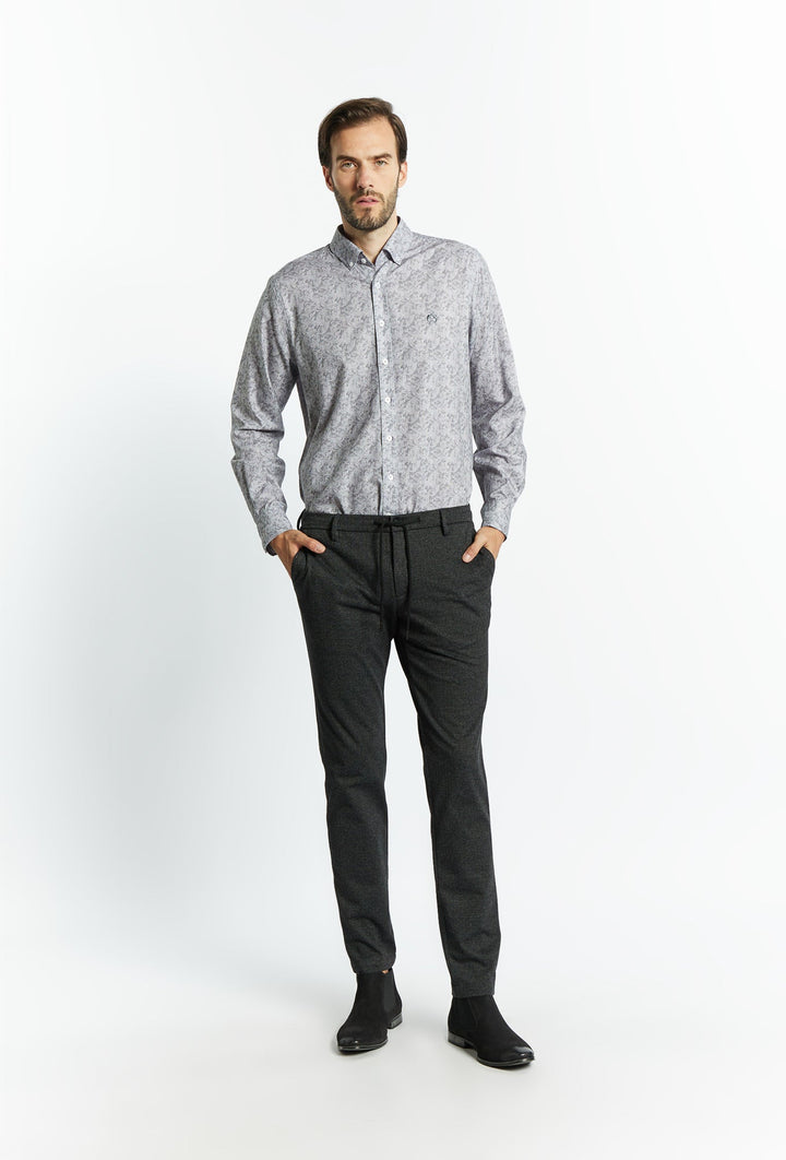 Pantalon en tissu élégant