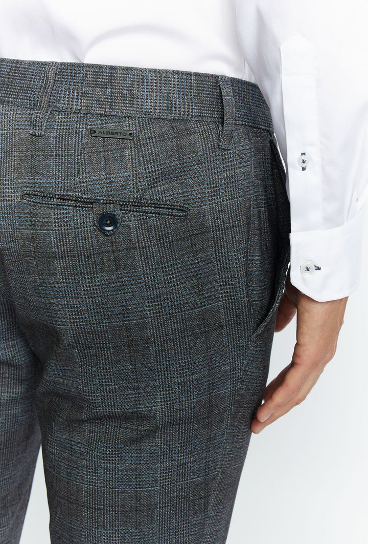 Elegante geruite broek