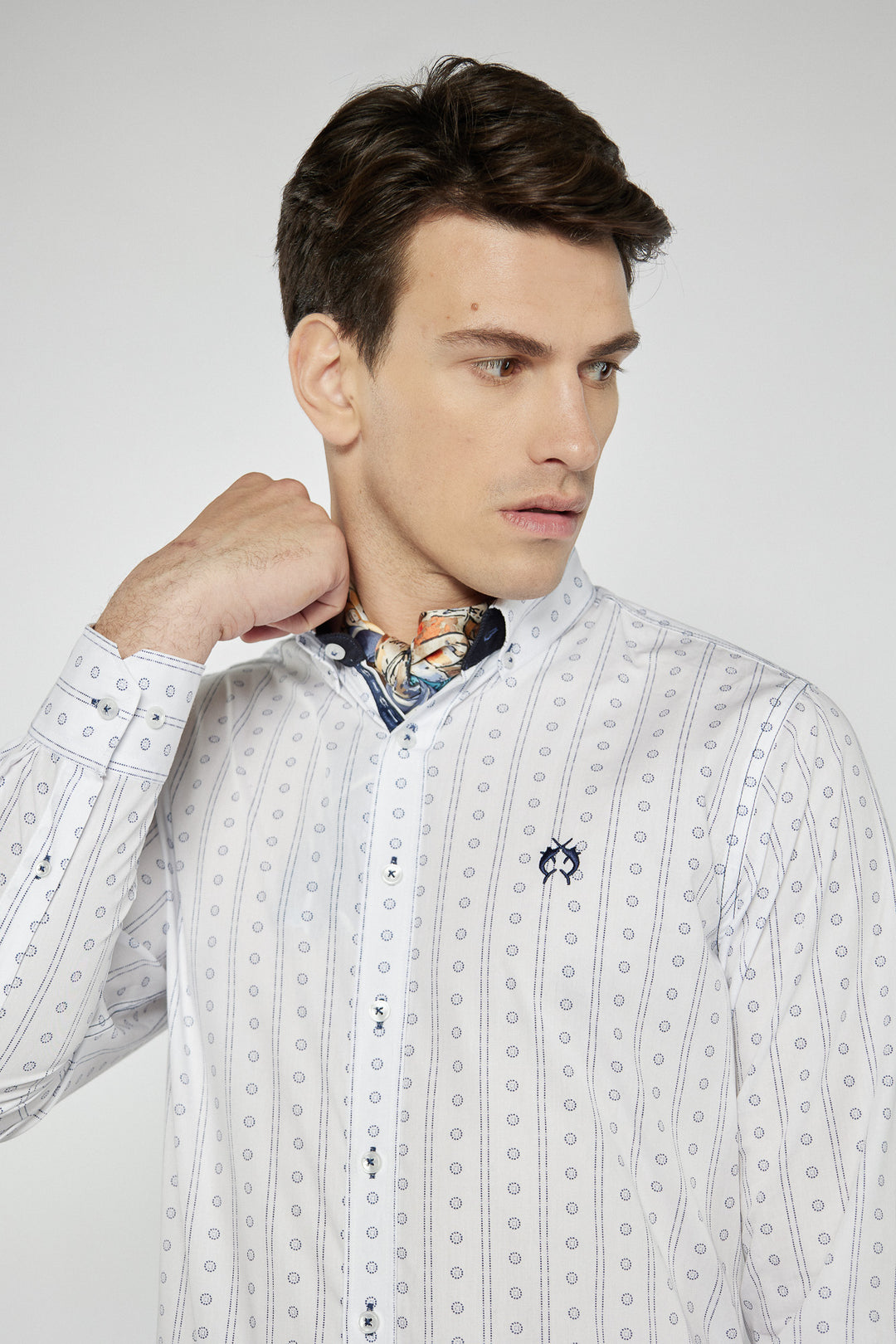 Campione Modern Fit men's shirt with small patterns