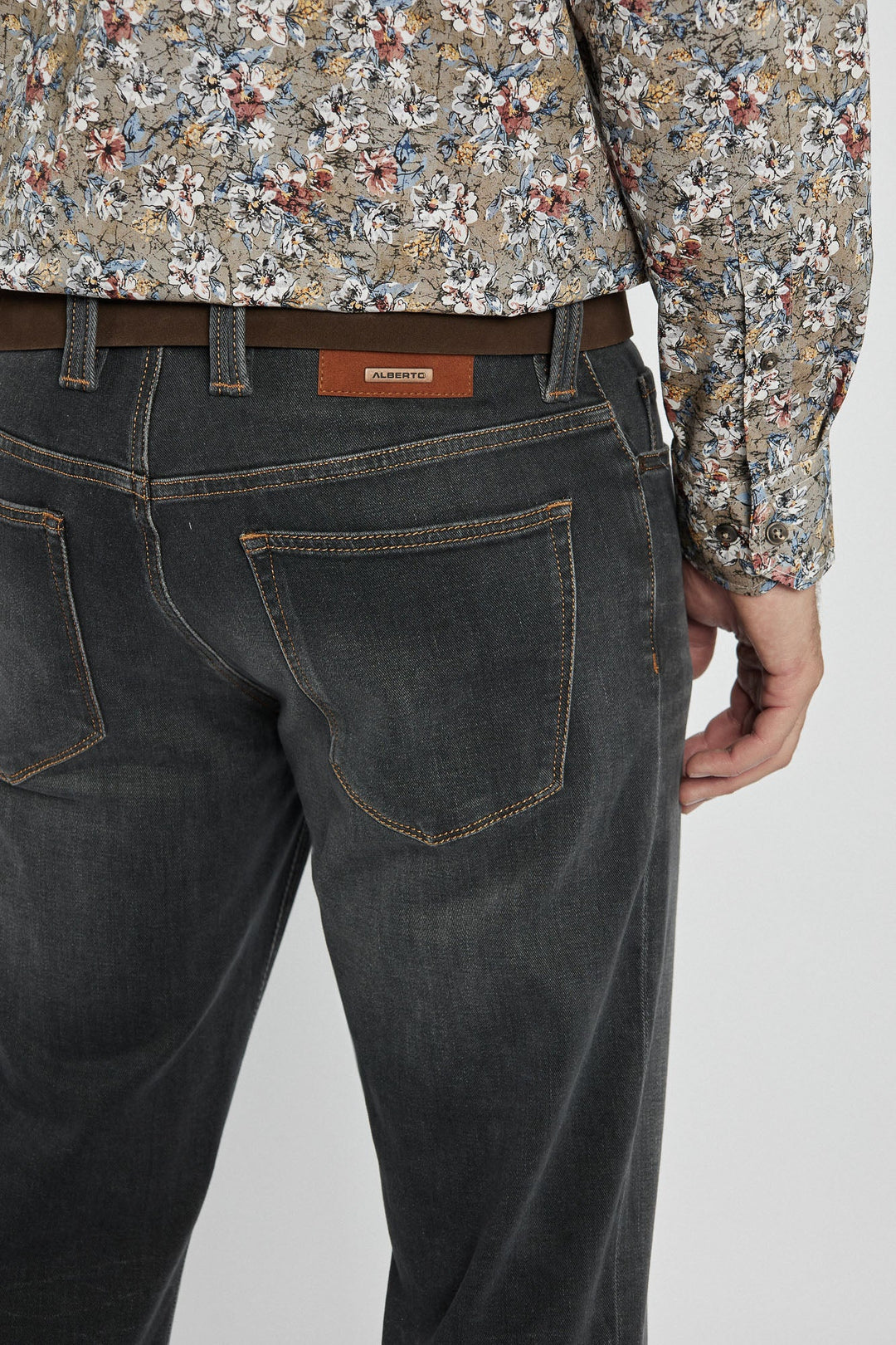 Alberto Men's Grey Straight Leg Jeans