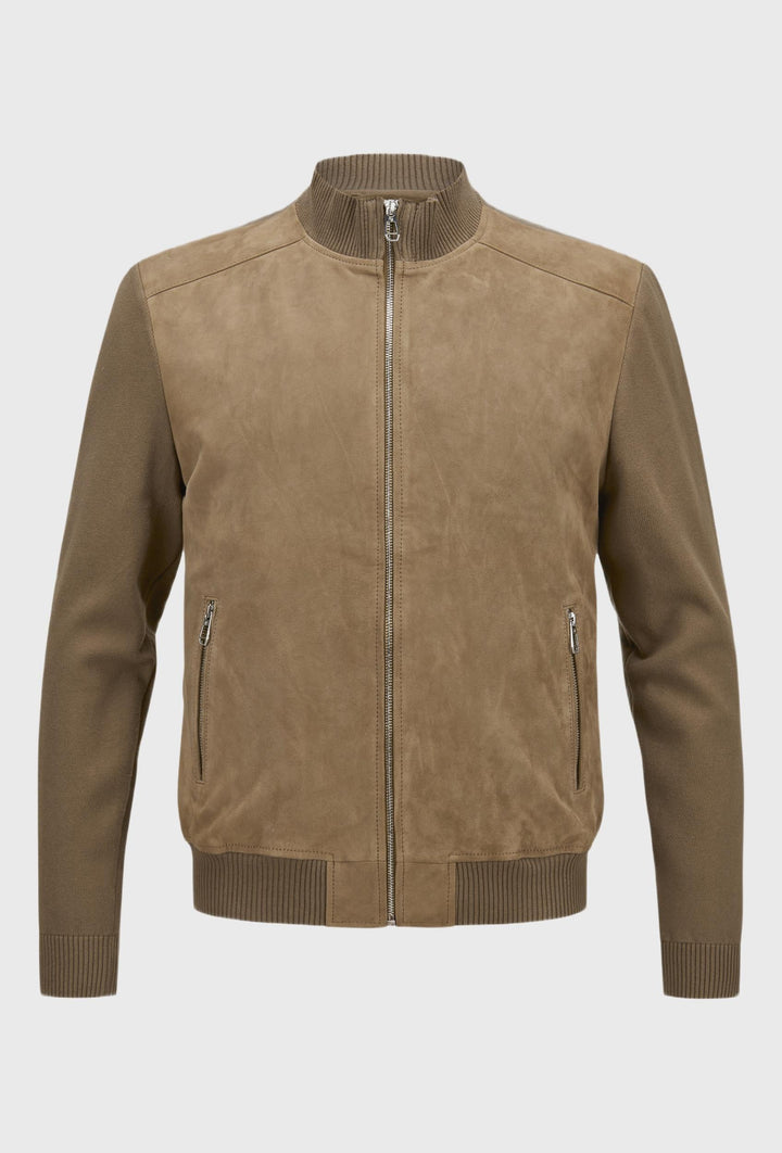 Stilvolle, eng anliegende Wildlederjacke mit Express-Taschen, in brauner Farbe