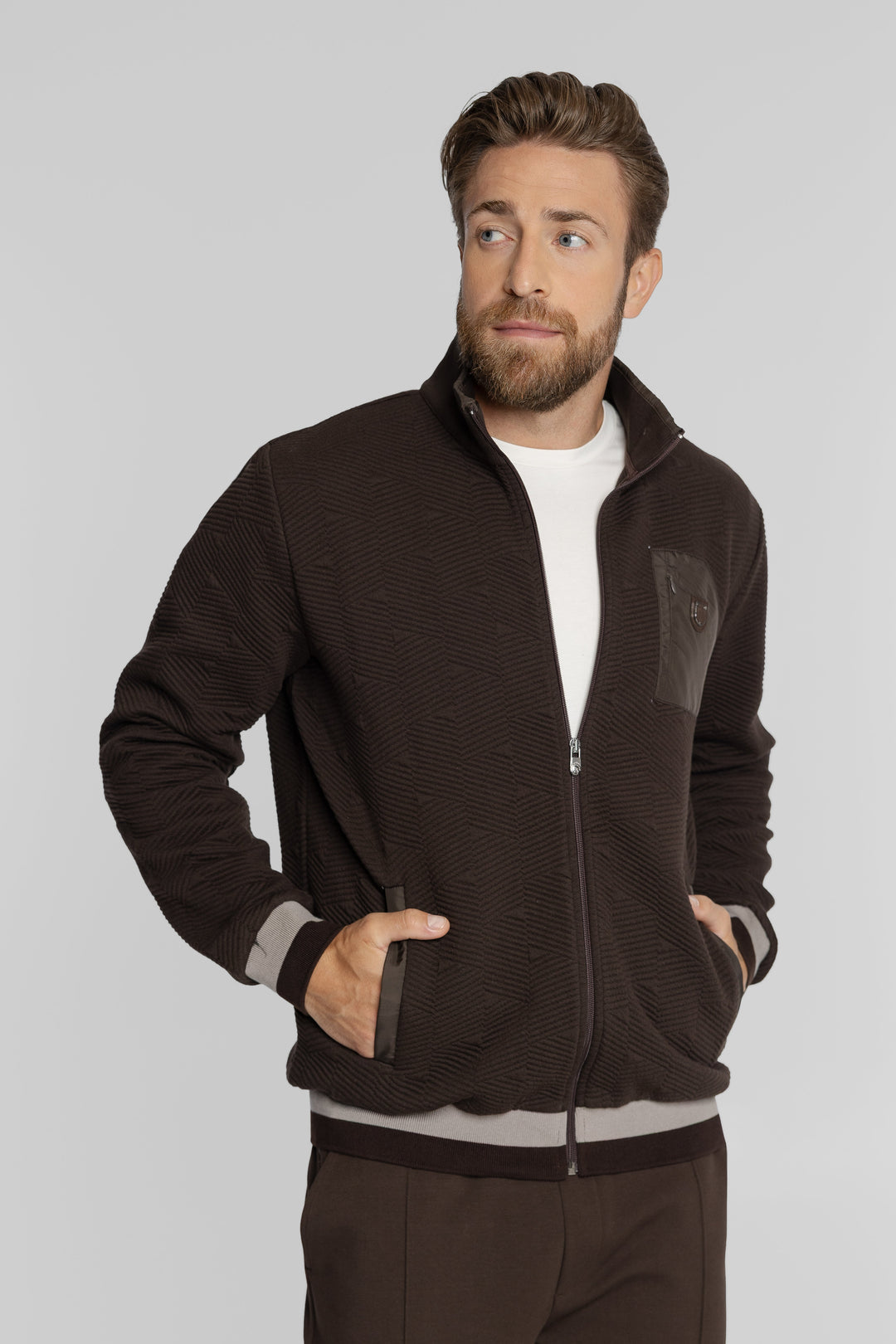 Campione Braunes Herren-Set mit strukturierter Sweatjacke und Hose