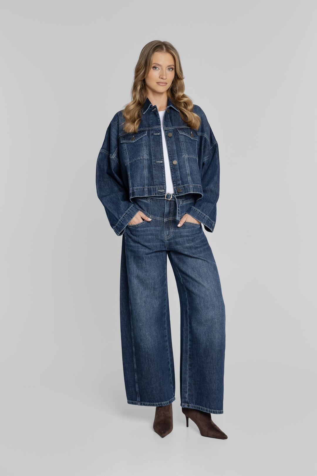 Campione Denim-Set mit Oversize-Jacke und weiter Jeans