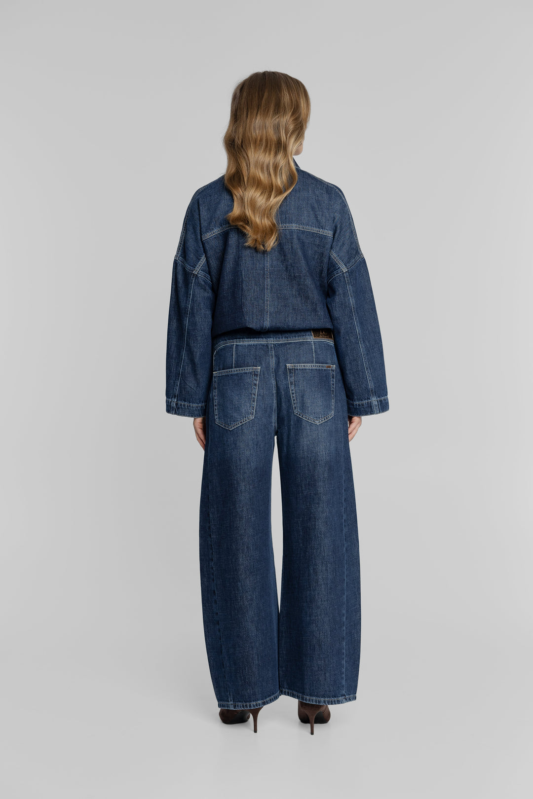 Campione Denim-Set mit Oversize-Jacke und weiter Jeans