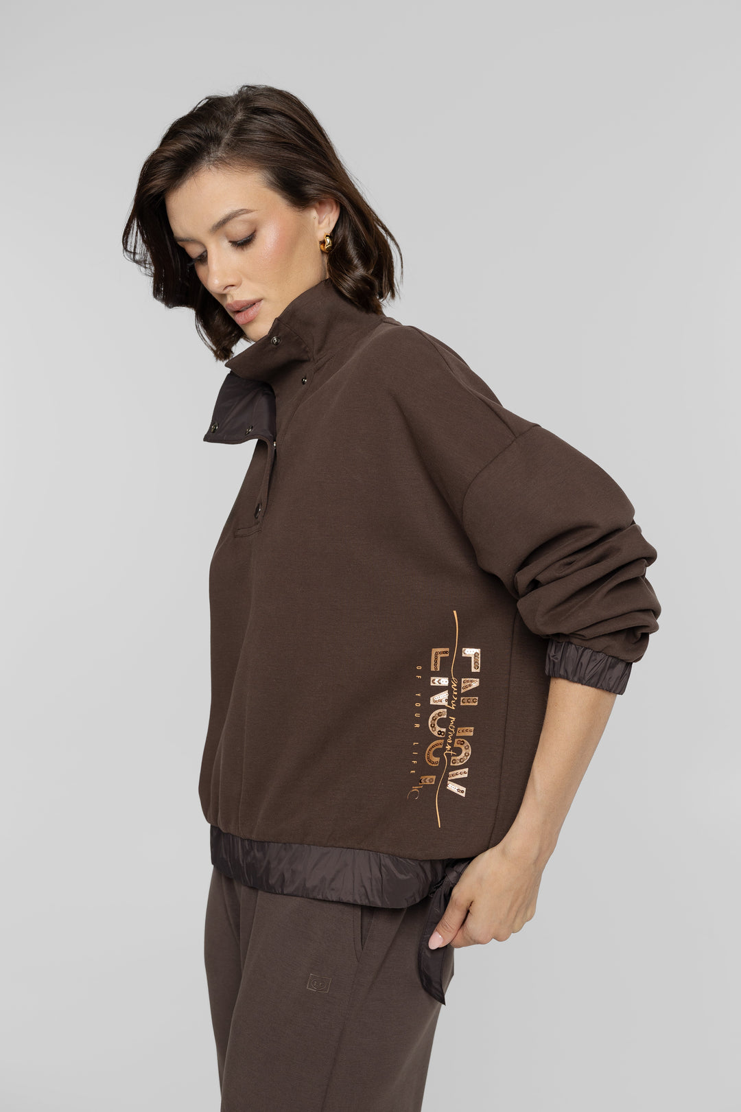 Campione Braunes Set mit Stehkragen-Sweatshirt und Hose