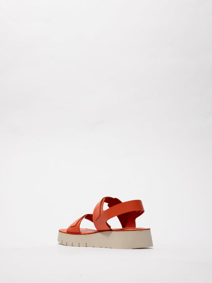 Rote Sandalen mit Details und weißer Sohle
