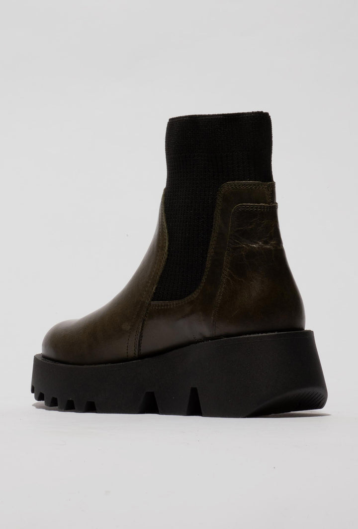 Stiefeletten aus olivem Leder mit Strickschaft