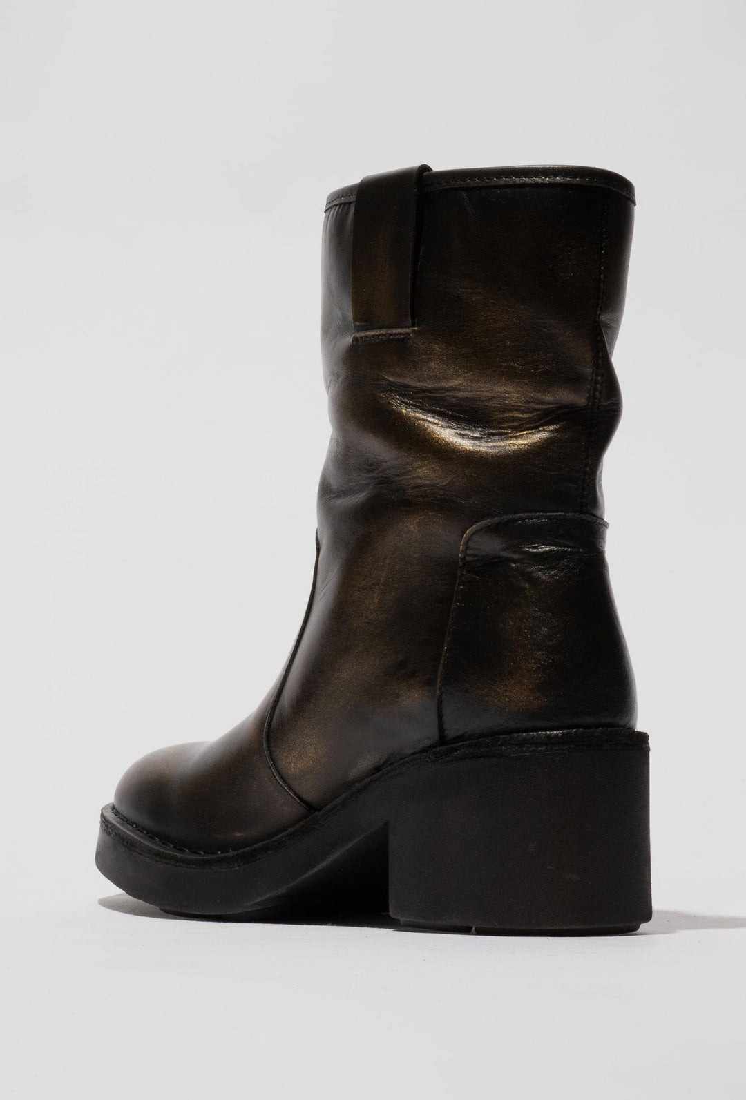 Grobe Stiefeletten mit Metallic-Schimmer