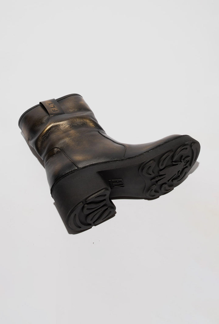 Grobe Stiefeletten mit Metallic-Schimmer