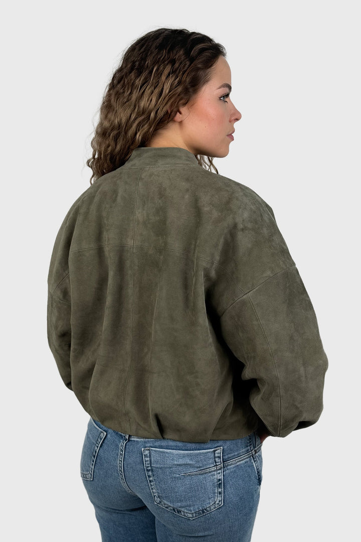 Kurze Bomberjacke aus Wildleder in Avocado